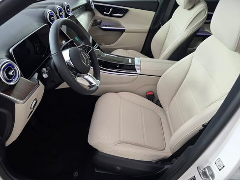 New 2027 Mercedes-Benz GLC 300 image 6