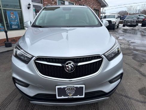 Used 2018 Buick Encore Sport Touring image 2