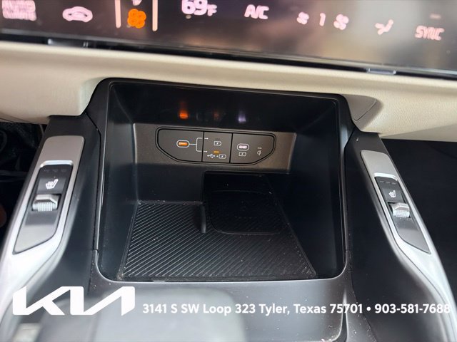 Used 2025 Kia Sorento S FWD image 21