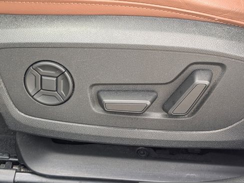 Used 2024 Audi A6 Premium Plus image 22