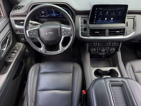 Used 2023 Chevrolet Tahoe Z71 w/ Luxury Package AWD/4WD image 12