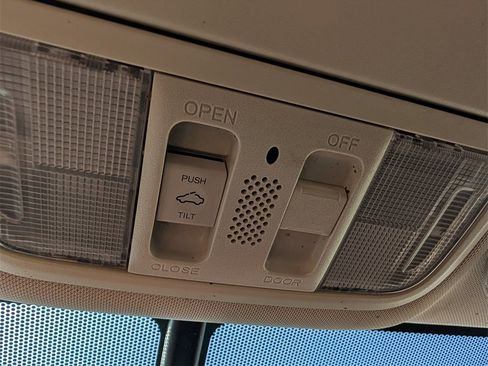 Used 2015 Honda CR-V EX-L image 12