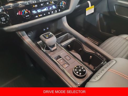 New 2026 Nissan Pathfinder Rock Creek image 22