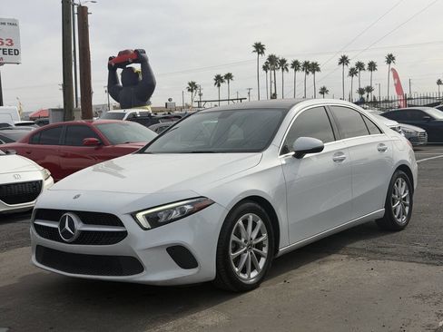 Used 2020 Mercedes-Benz A 220 image 2