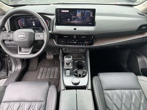 Used 2026 Nissan Rogue Platinum w/ Platinum Premium Package AWD/4WD image 17