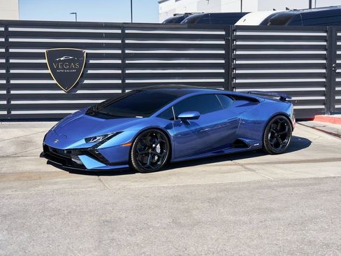 Used 2024 Lamborghini Huracan Tecnica image 5