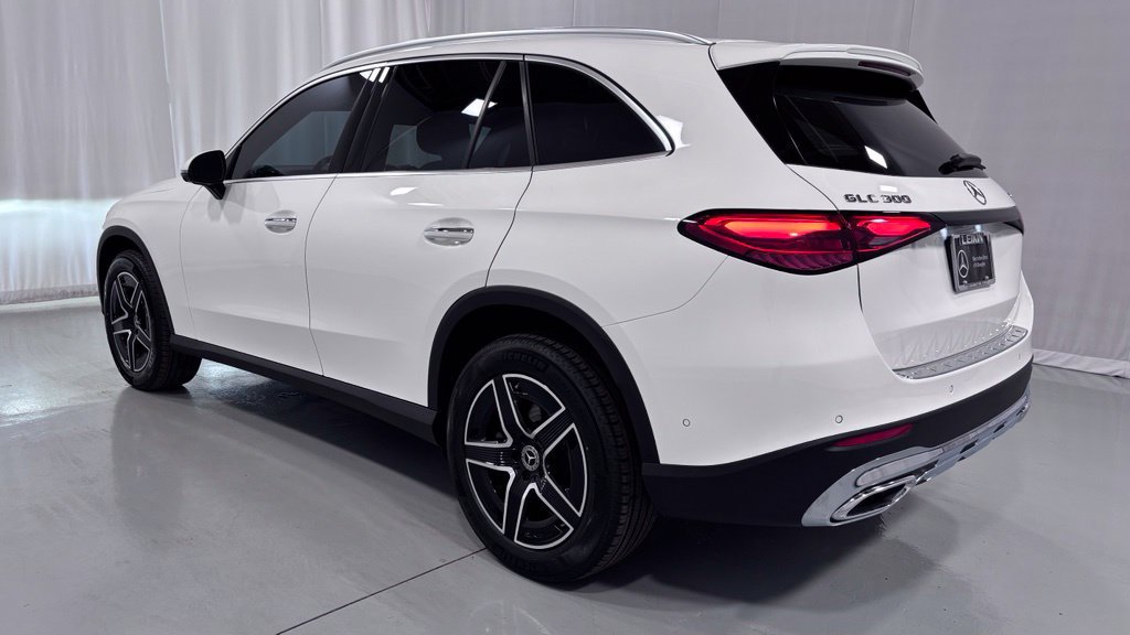 Certified 2025 Mercedes-Benz GLC 300 4MATIC image 8