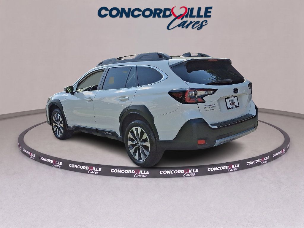Certified 2025 Subaru Outback Limited AWD/4WD image 5