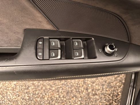 Used 2017 Audi S7 Premium Plus w/ Cold Weather Package image 12