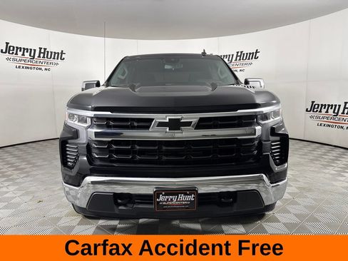 Used 2025 Chevrolet Silverado 1500 LT AWD/4WD image 3