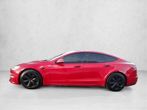 Used 2021 Tesla Model S Plaid image 2