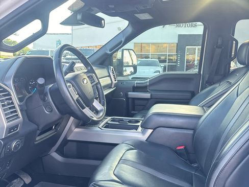 Used 2019 Ford F350 Platinum w/ Platinum Ultimate Package AWD/4WD image 5