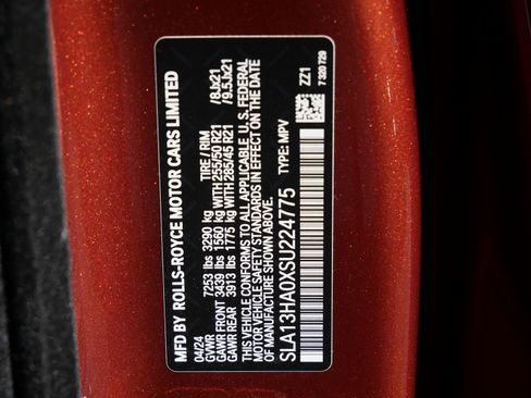 New 2025 Rolls-Royce Cullinan w/ Leather Finishing Pack image 42