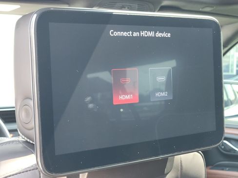 Used 2023 GMC Yukon XL Denali Ultimate w/ LPO, Floor Liner Package AWD/4WD image 37