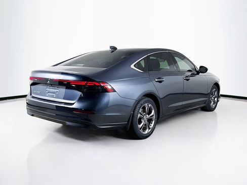 Certified 2023 Honda Accord EX image 31