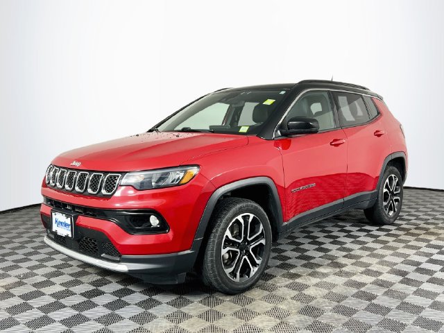 Used 2023 Jeep Compass Limited w/ Sun and Sound Group AWD/4WD image 2