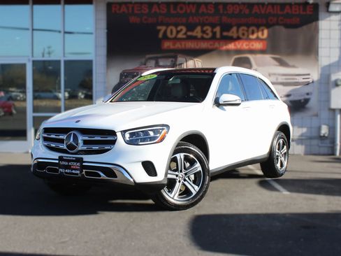 Used 2020 Mercedes-Benz GLC 300 image 3