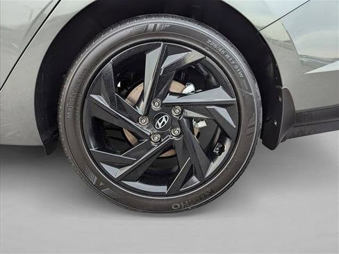 New 2026 Hyundai Elantra Sport image 9