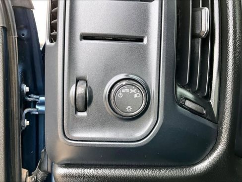 Used 2016 Chevrolet Silverado 1500 W/T image 34