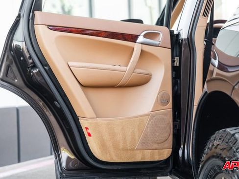 Used 2009 Porsche Cayenne image 73