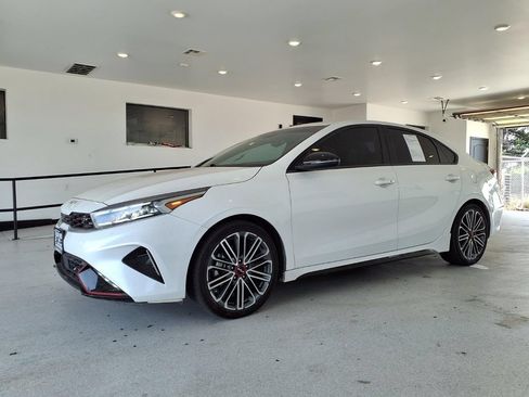 Used 2024 Kia Forte GT w/ GT2 Package FWD image 2