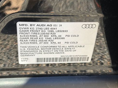 Used 2024 Audi Q4 e-tron Premium w/ Convenience Package AWD/4WD image 34