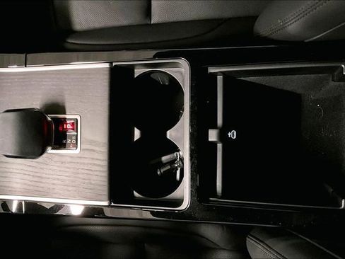 Certified 2024 Land Rover Range Rover Evoque S image 11