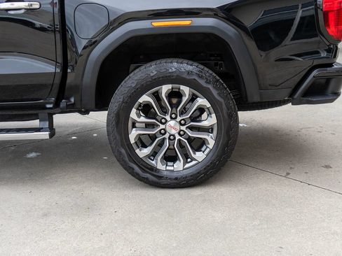 Used 2023 GMC Canyon Denali AWD/4WD image 30