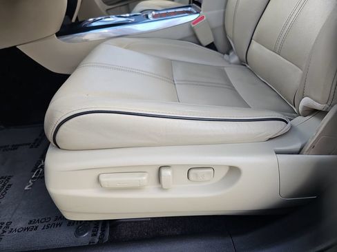 Used 2017 Acura MDX SH-AWD w/ Advance Package image 18