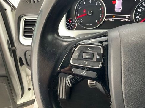 Used 2016 Volkswagen Touareg Executive AWD/4WD image 12