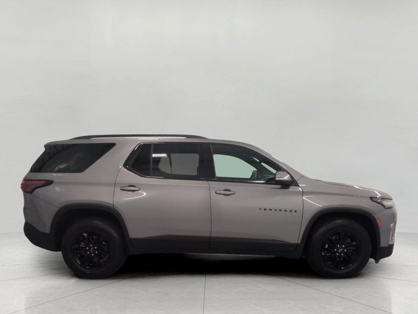 Used 2023 Chevrolet Traverse LT w/ Midnight/Sport Edition AWD/4WD image 11