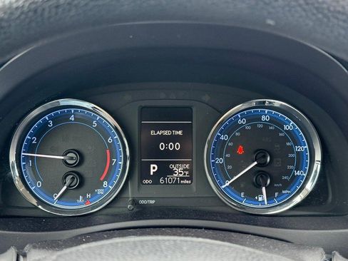 Used 2017 Toyota Corolla LE image 23