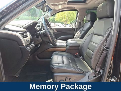 Used 2019 GMC Yukon Denali w/ Denali Ultimate Package AWD/4WD image 2