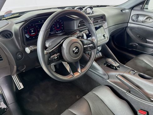 Used 2024 Nissan Z Performance w/ Floor Mat Package image 8