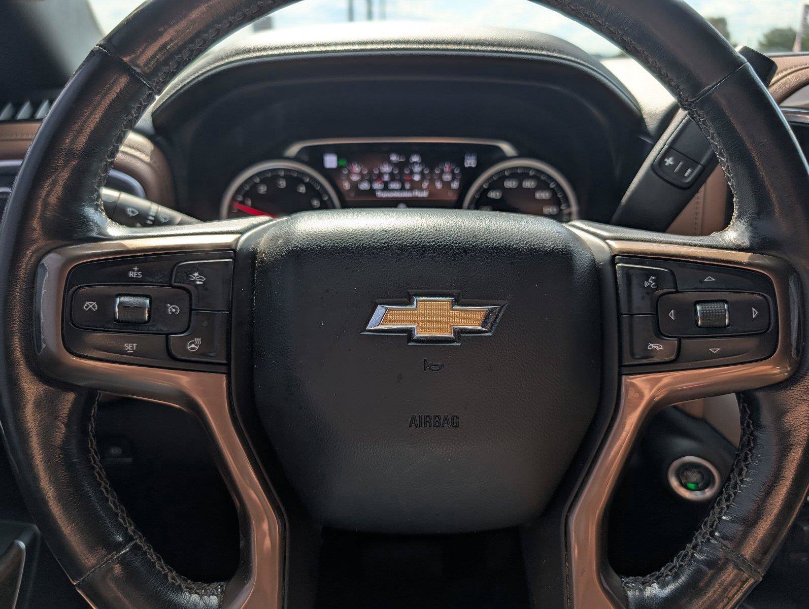 Used 2020 Chevrolet Silverado 1500 High Country w/ Technology Package AWD/4WD image 27