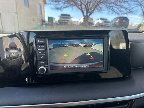 Used 2025 Nissan Kicks S image 17