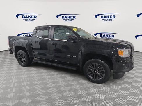 Used 2018 GMC Canyon SLE image 8