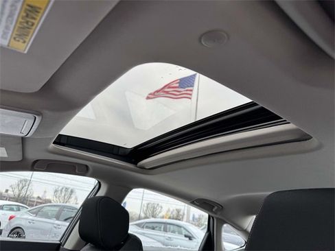 Certified 2023 Honda Accord EX image 19