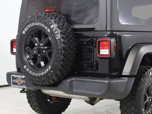 Used 2022 Jeep Wrangler Unlimited Sport image 39