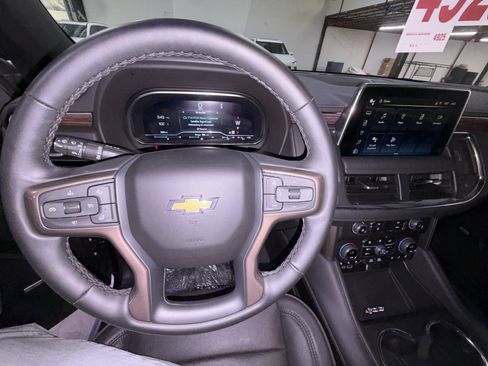 Used 2023 Chevrolet Tahoe High Country AWD/4WD image 13