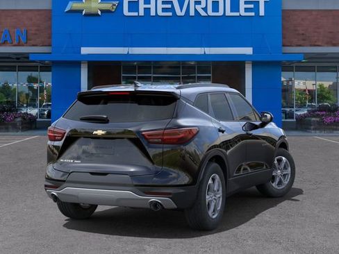 New 2025 Chevrolet Blazer LT w/ Convenience Package image 4