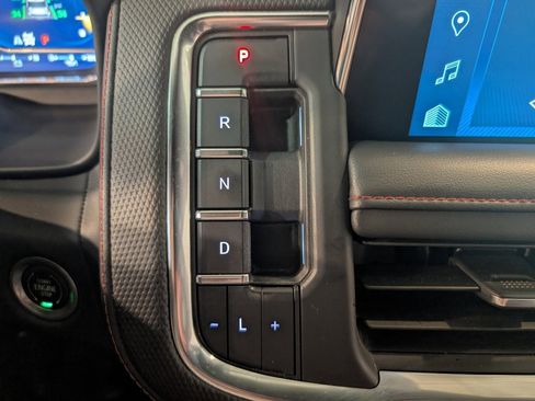 Used 2022 Chevrolet Tahoe RST w/ Luxury Package image 19