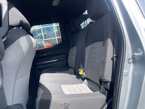 Used 2025 Toyota Tacoma TRD Off-Road image 13