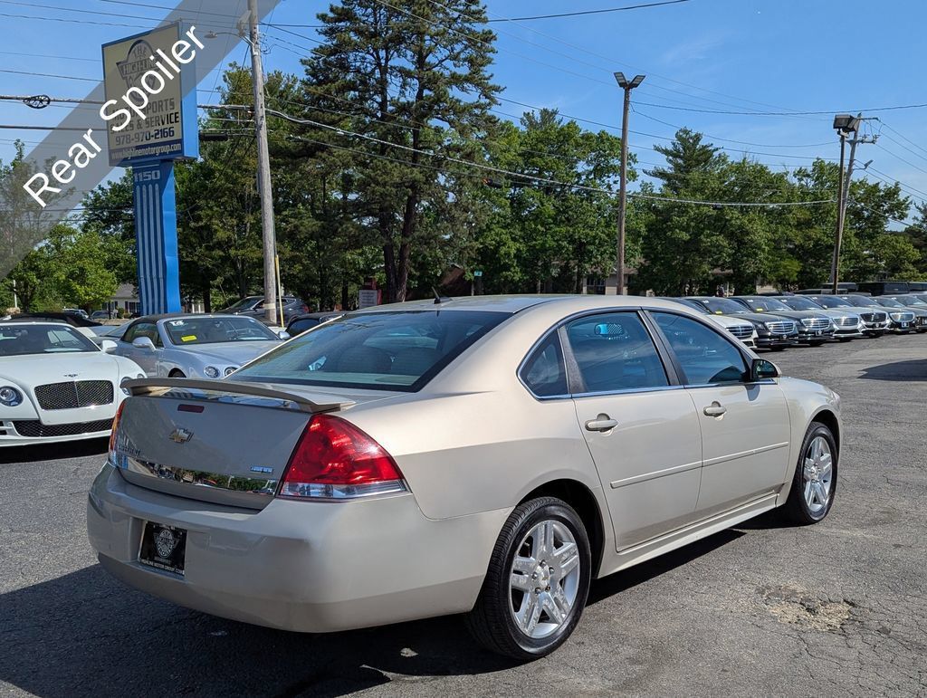 Used 2011 Chevrolet Impala LT w/ Luxury Edition Package FWD image 9