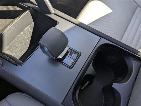 Certified 2025 Land Rover Discovery Sport S image 12