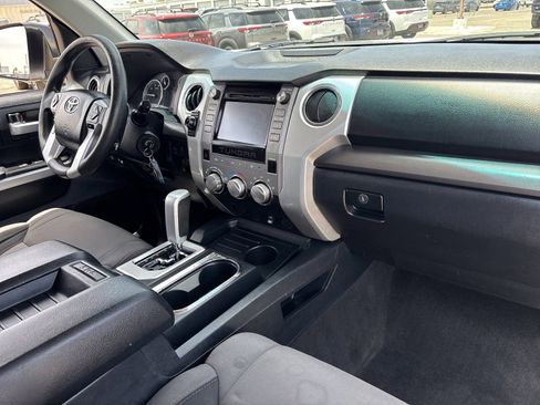 Used 2016 Toyota Tundra SR5 w/ SR5 Upgrade Package RWD image 13