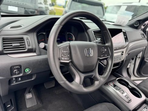 Used 2022 Honda Pilot Sport image 28