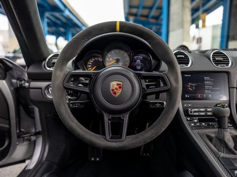 Certified 2025 Porsche 718 Boxster Spyder RS RWD image 6