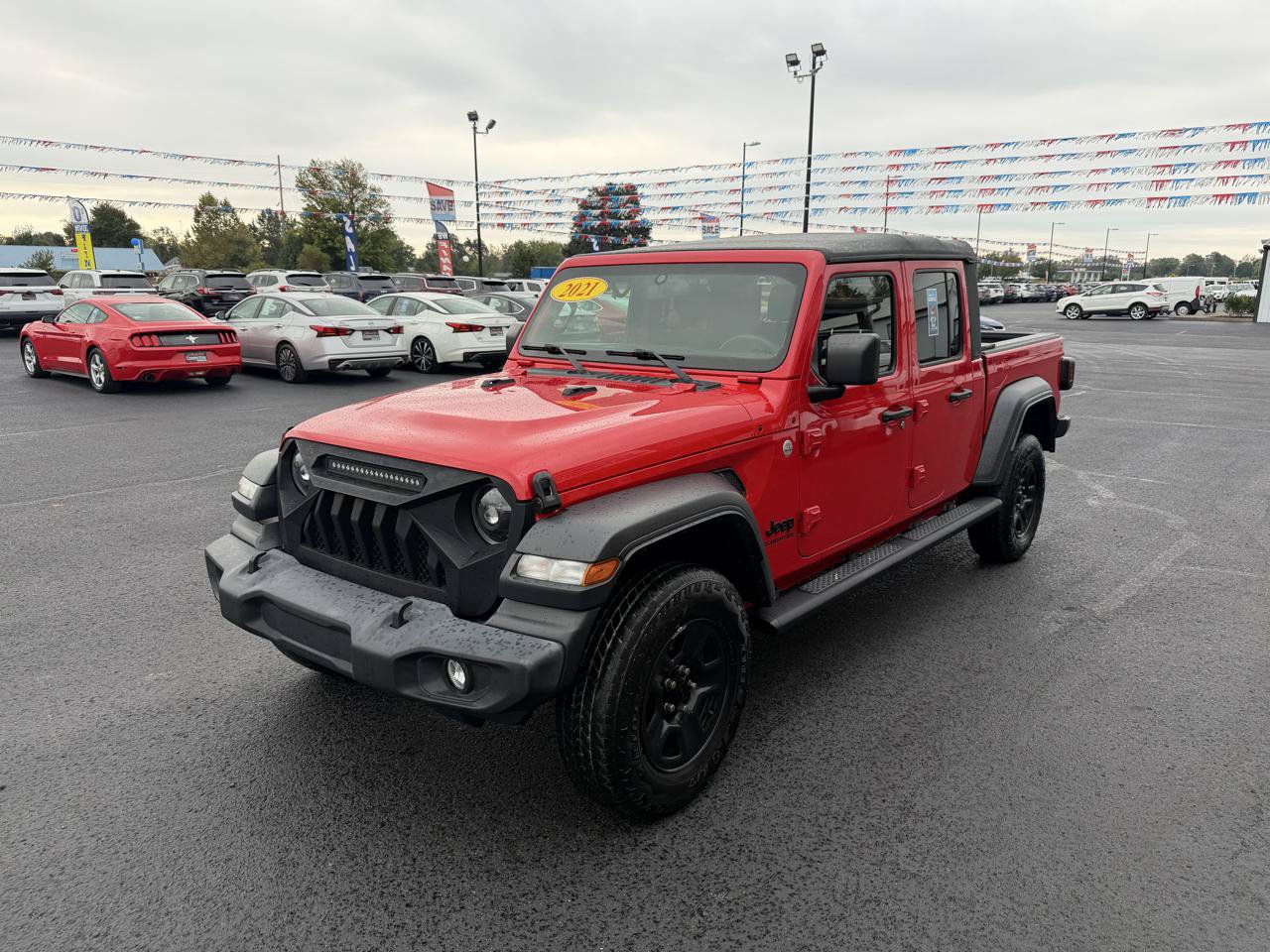 Used 2021 Jeep Gladiator Sport AWD/4WD image 9