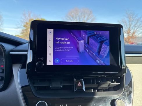 Used 2023 Toyota Corolla LE image 27